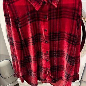 GORGEOUS VELVET RED AND BLACK TOP BY SOFT SURROUNDINGS. EUC